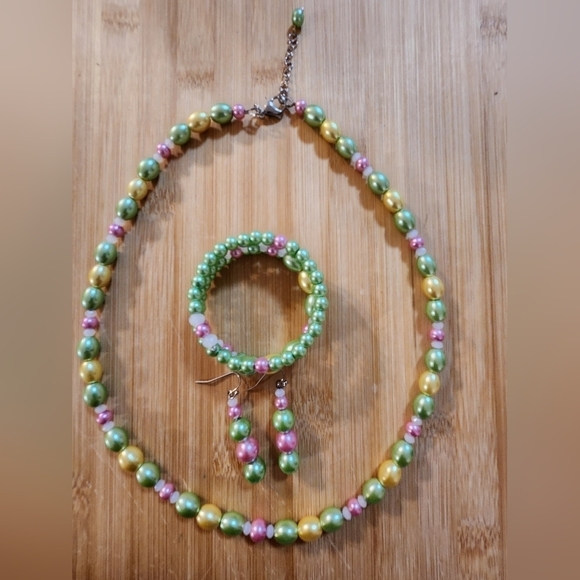 Hand Crafted Jewelry - Hand Crafted 3 Piece Jewelry Set Faux Pearls Green Yellow Pink White Necklace